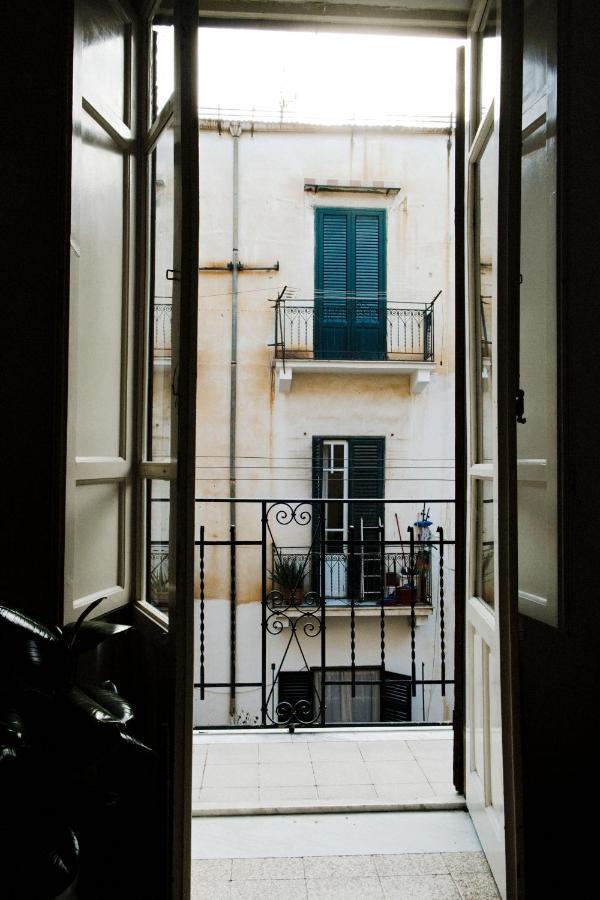 13 Open House Bed and Breakfast Palermo Exterior foto