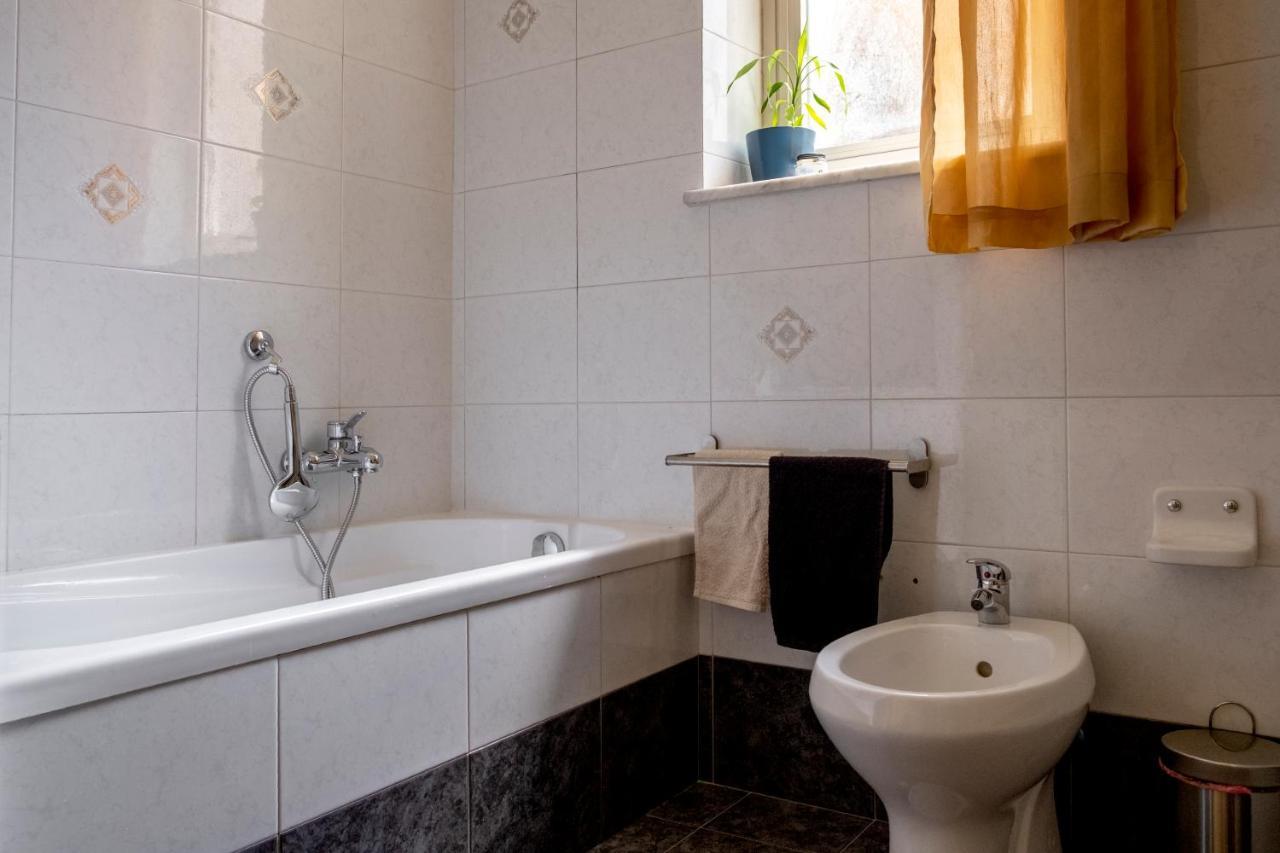 13 Open House Bed and Breakfast Palermo Exterior foto